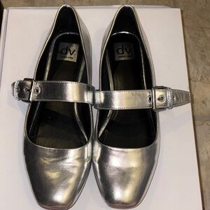 DV by Dolce Vita Metallic Silver Mary Jane Flats with Buckle Strap size 9.5
